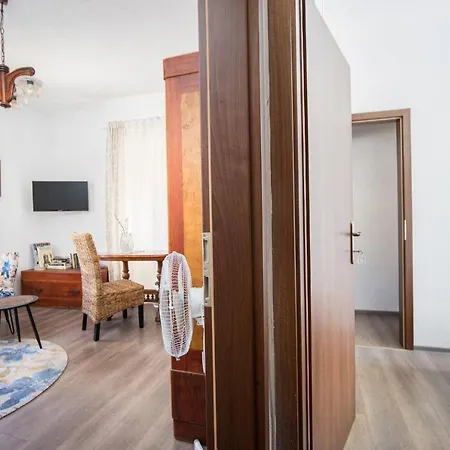 Stonehouse Lino For 6 With Sea View Apartment Trogir Exterior photo