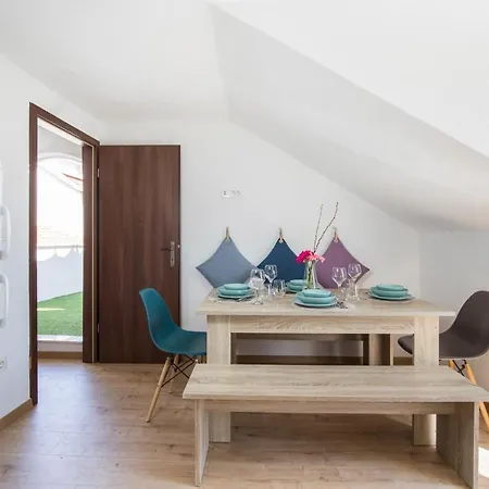 Stonehouse Lino For 6 With Sea View Apartment Trogir Exterior photo