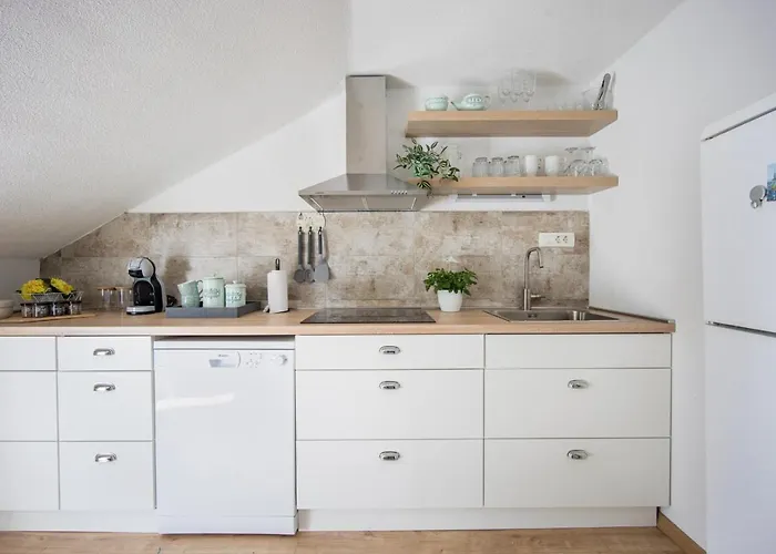 Stonehouse Lino For 6 With Sea View