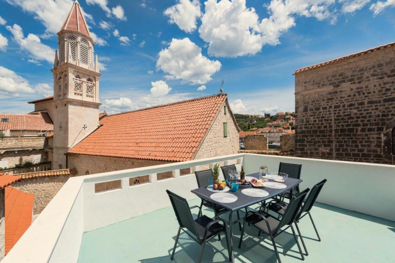 Stonehouse Lino For 6 With Sea View Trogir