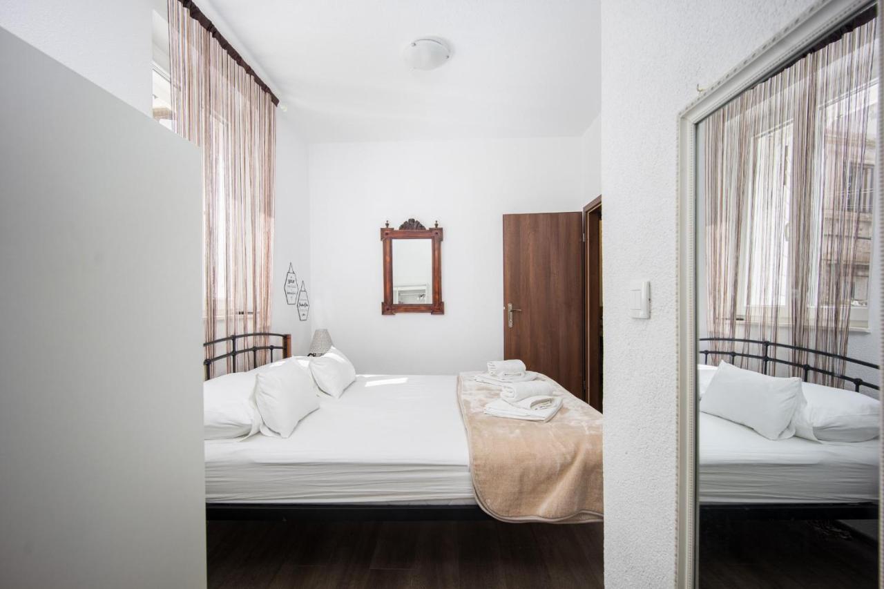 Stonehouse Lino For 6 With Sea View * Trogir