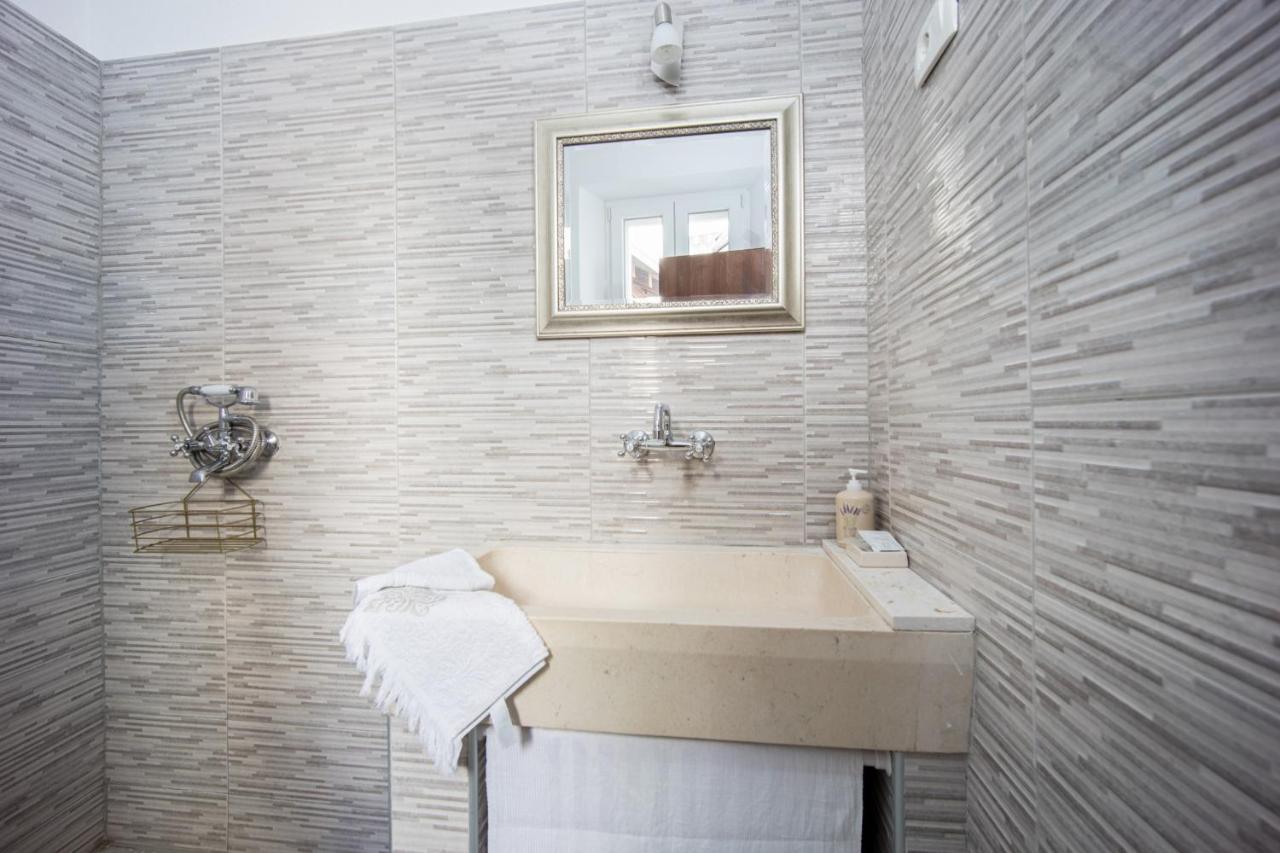 Stonehouse Lino For 6 With Sea View Trogir