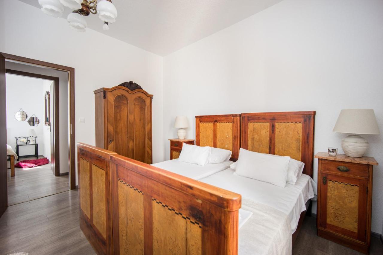 Apartma Stonehouse Lino For 6 With Sea View Trogir