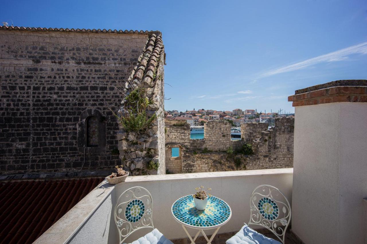 Apartma Stonehouse Lino For 6 With Sea View