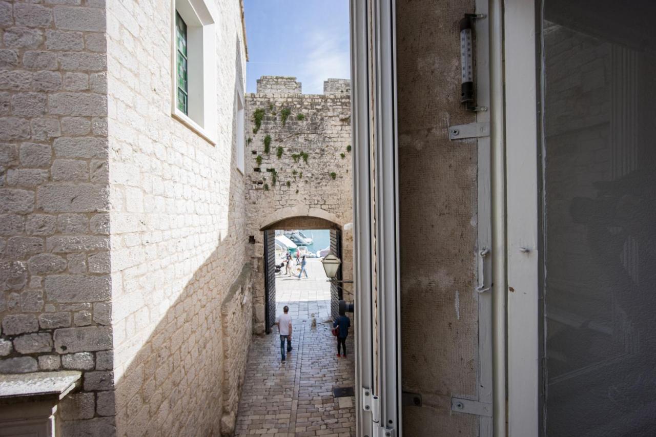 Apartma Stonehouse Lino For 6 With Sea View Trogir