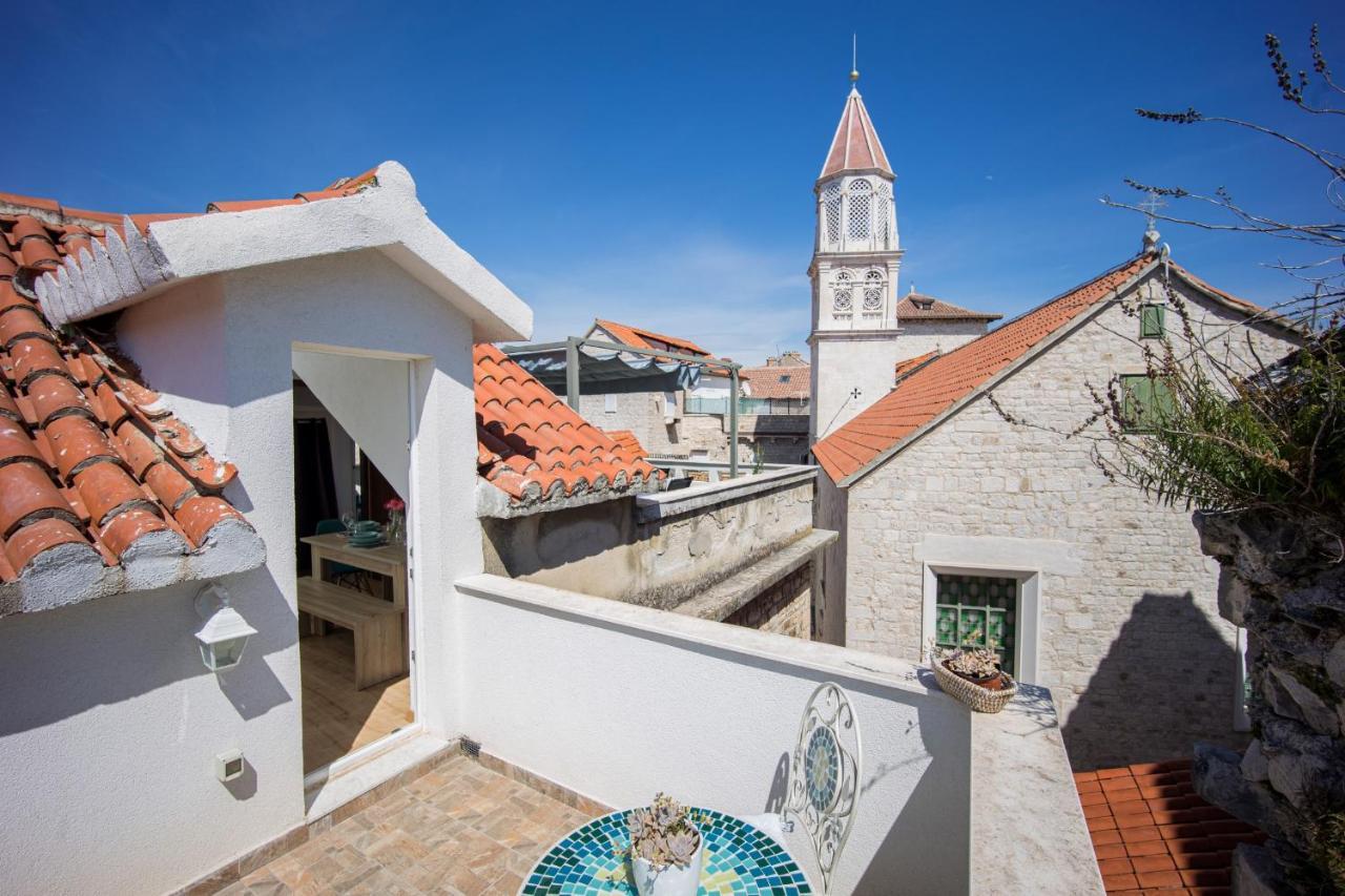 Apartma Stonehouse Lino For 6 With Sea View