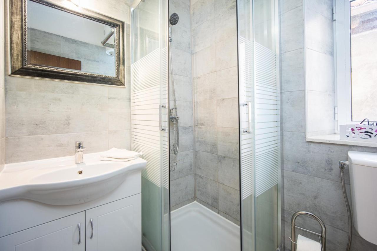 Stonehouse Lino For 6 With Sea View Apartma